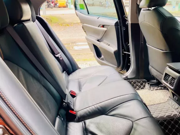 Toyota Camry 2.0Q 2022 - Hỗ trợ vay ngân hàng, giao xe tận nơi