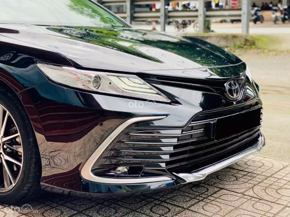 Toyota Camry 2.0Q 2022 - Hỗ trợ vay ngân hàng, giao xe tận nơi