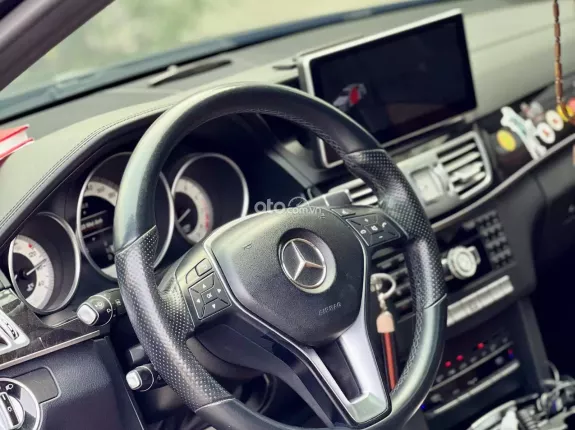 Mercedes-Benz E250 E250 2014 - Mercedes E250 2014