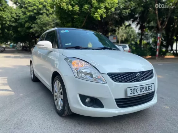 Suzuki Swift 1.4 AT 2014 - Odo 55000