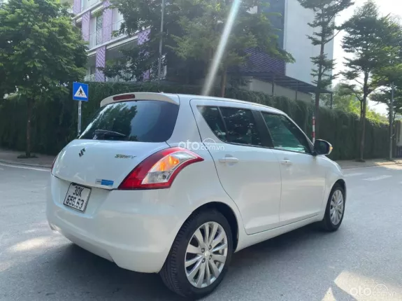 Suzuki Swift 1.4 AT 2014 - Odo 55000