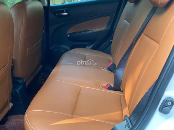 Suzuki Swift 1.4 AT 2014 - Odo 55000