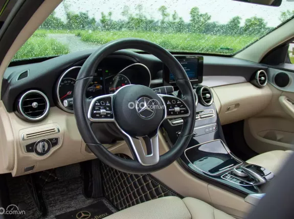 Mercedes-Benz C180 AMG 2021 - Liên hệ để xem xe trực tiếp