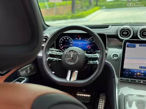 Mercedes-Benz GLC 300 2023 - Xe đăng ký T12/2024