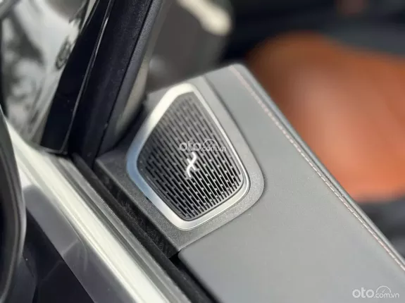 Mercedes-Benz GLC 300 2023 - Xe đăng ký T12/2024