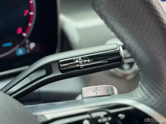 Mercedes-Benz GLC 300 2023 - Xe đăng ký T12/2024