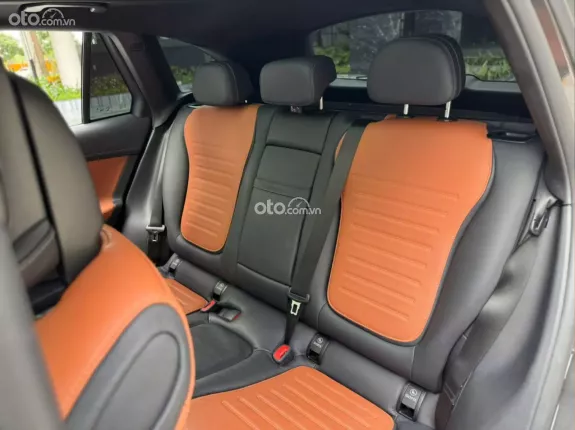 Mercedes-Benz GLC 300 2023 - Xe đăng ký T12/2024