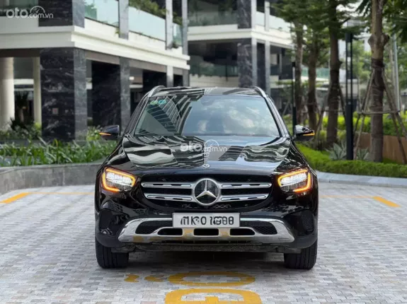 Mercedes-Benz GLC 200 4Matic 2021 - Xe bảo dưỡng full lịch sử hãng 1 chủ từ mới