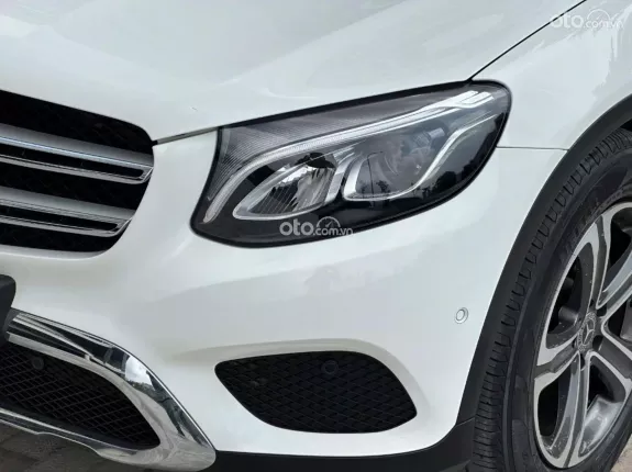 Mercedes-Benz GLC 200 2018 - Xe chủ đi ít, chất lượng xe còn đẹp bao check