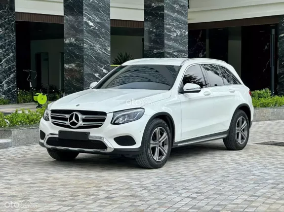 Mercedes-Benz GLC 200 2018 - Xe chủ đi ít, chất lượng xe còn đẹp bao check