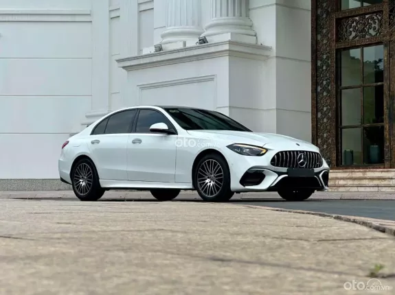 Mercedes-Benz C200 Avantgarde Plus 2022 - 1 chủ mua mới từ hãng, bảo dưỡng full lịch sử hãng