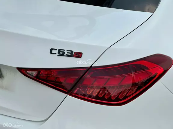 Mercedes-Benz C200 Avantgarde Plus 2022 - 1 chủ mua mới từ hãng, bảo dưỡng full lịch sử hãng