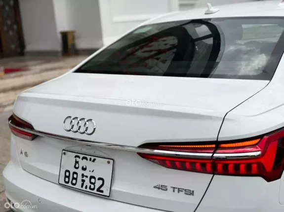 Audi A6 45 TFSI 2022 - Xe nội thất còn mới, bảo dưỡng full hãng