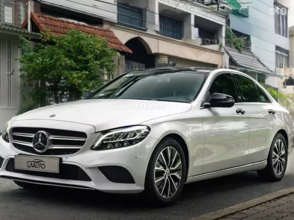 Mercedes-Benz C200 2.0 AT 2018 - Xe sang trọng phiên bản Facelift 2019 cực chất