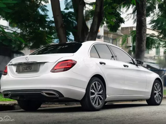 Mercedes-Benz C200 2.0 AT 2018 - Xe sang trọng phiên bản Facelift 2019 cực chất