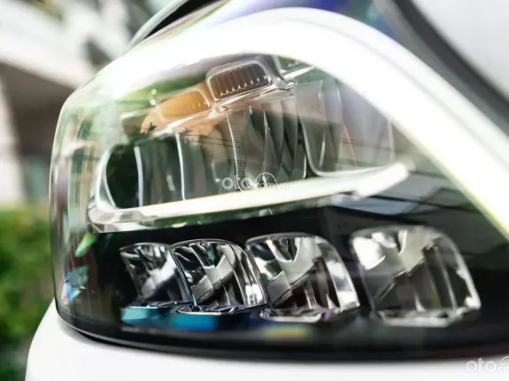 Mercedes-Benz C200 2.0 AT 2018 - Xe sang trọng phiên bản Facelift 2019 cực chất