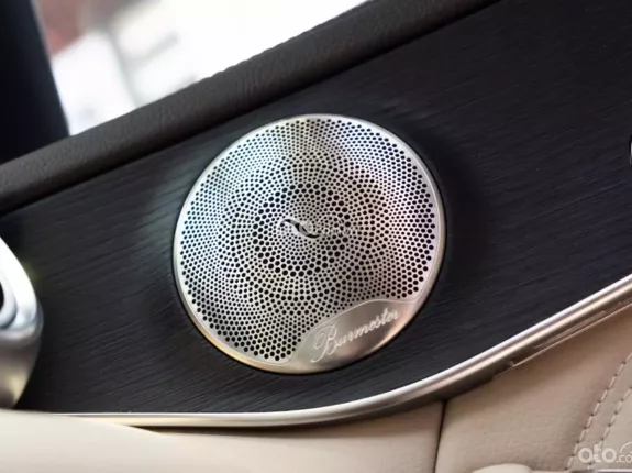 Mercedes-Benz GLC 300 4Matic 2021 - Phiên bản facelift với thiết kế ấn tượng