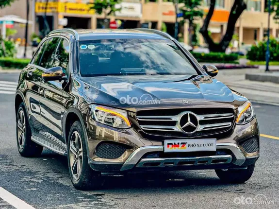 Mercedes-Benz GLC 250 4Matic 2018 - Xe SUV cao cấp full option 2018