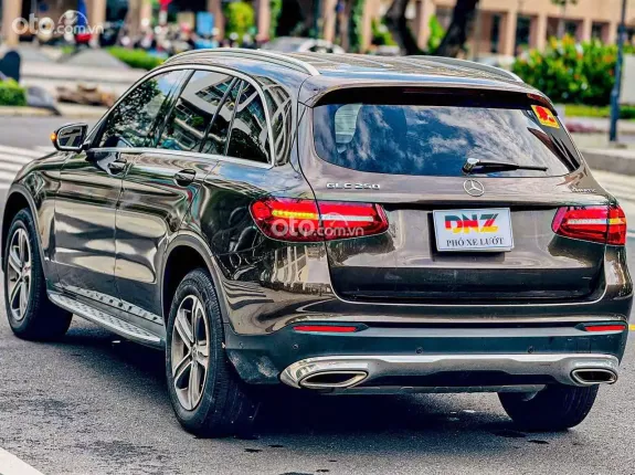 Mercedes-Benz GLC 250 4Matic 2018 - Xe SUV cao cấp full option 2018