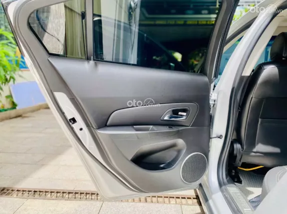 Chevrolet Cruze LTZ 2017 - Siêu phẩm quốc dân trình làng - Mời ace bem giá