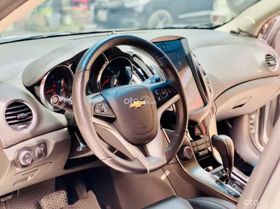 Chevrolet Cruze LTZ 2017 - Siêu phẩm quốc dân trình làng - Mời ace bem giá