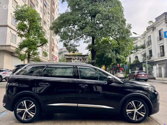 Peugeot 5008 1.6L Turbo 2018 - Xe cũ chất lượng, giữ gìn cẩn thận
