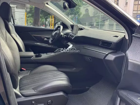 Peugeot 5008 1.6L Turbo 2018 - Xe cũ chất lượng, giữ gìn cẩn thận