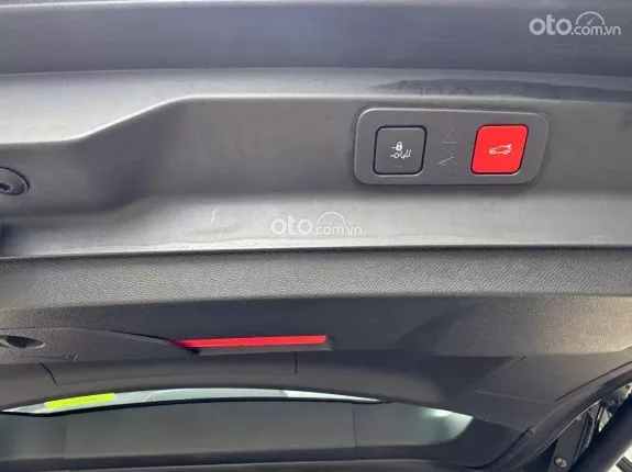 Peugeot 5008 1.6L Turbo 2018 - Xe cũ chất lượng, giữ gìn cẩn thận