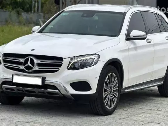 Mercedes-Benz GLC 250 4Matic 2018 - Xe 1 chủ từ đầu, ODO thấp, bảo dưỡng đầy đủ