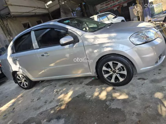 Chevrolet Gentra 1.5 AT 2010 - Bán Gentra 2010 giá 70triệu