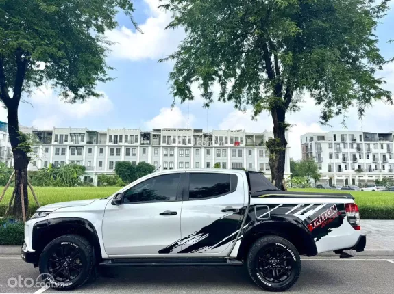Mitsubishi Triton Athlete 4x4 AT 2021 - Xe 1 chủ, nội ngoại thất như mới, giá cực tốt