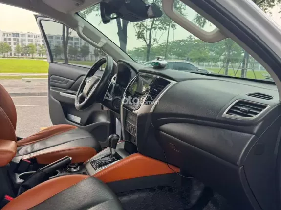 Mitsubishi Triton Athlete 4x4 AT 2021 - Xe 1 chủ, nội ngoại thất như mới, giá cực tốt