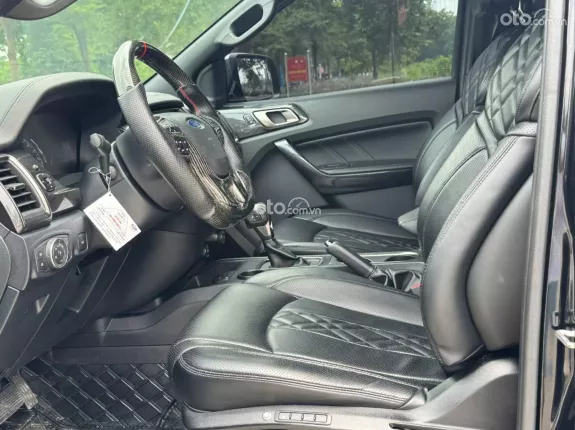 Ford Everest Titanium 2.0 AT 4x2 2020 - Xe cực đẹp, giữ gìn kỹ, Odo chuẩn 12 vạn km zin