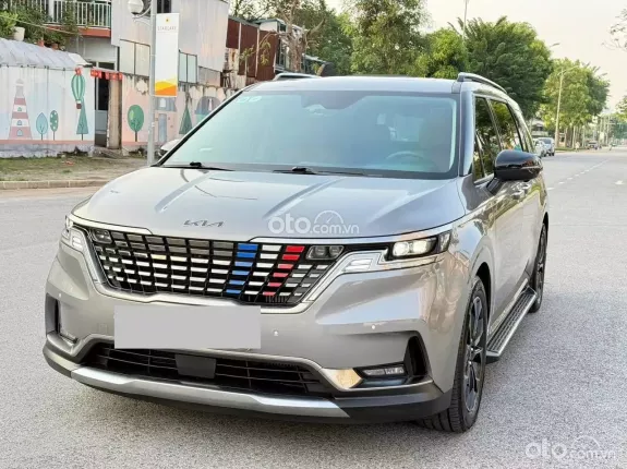 Kia Carnival 2.2D Signature 2024 - KiA Canival 2.2D Signature 2024