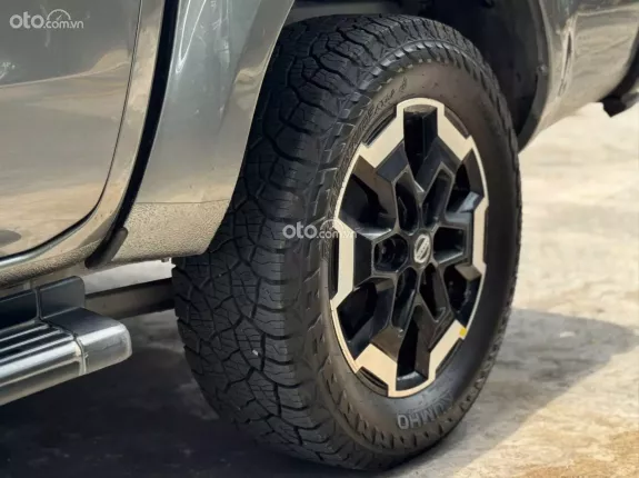 Nissan Navara VL 2021 - Bán xe bán tải đời 2021, màu xám Titan sang trọng