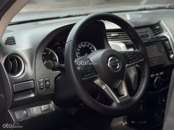 Nissan Navara VL 2021 - Bán xe bán tải đời 2021, màu xám Titan sang trọng