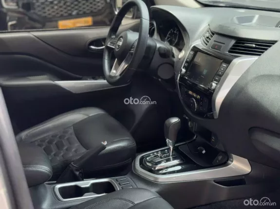 Nissan Navara VL 2021 - Bán xe bán tải đời 2021, màu xám Titan sang trọng