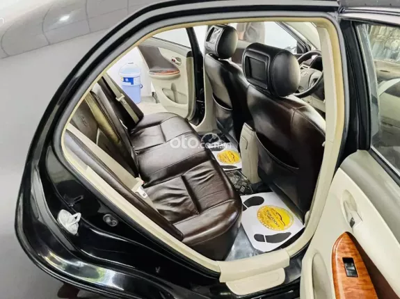 Toyota Corolla Altis 2.0V  2010 - Mới bảo dưỡng