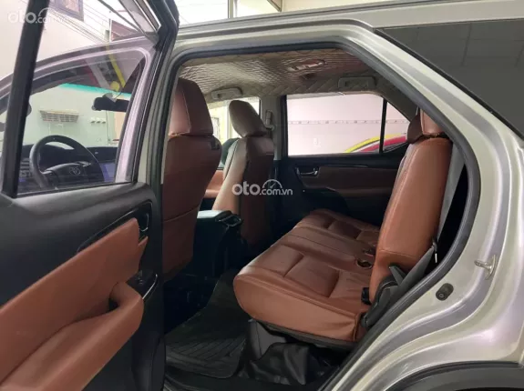 Toyota Fortuner 2.4 MT 4x2 2017 - Xe như mới