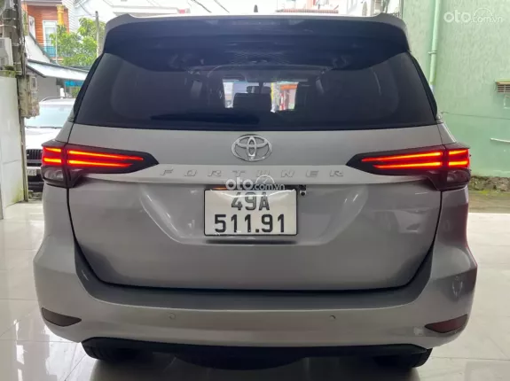 Toyota Fortuner 2.4 MT 4x2 2017 - Xe như mới