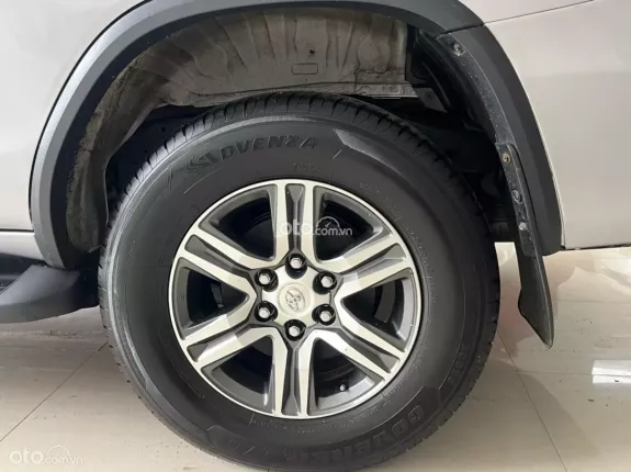 Toyota Fortuner 2.4 MT 4x2 2017 - Xe như mới
