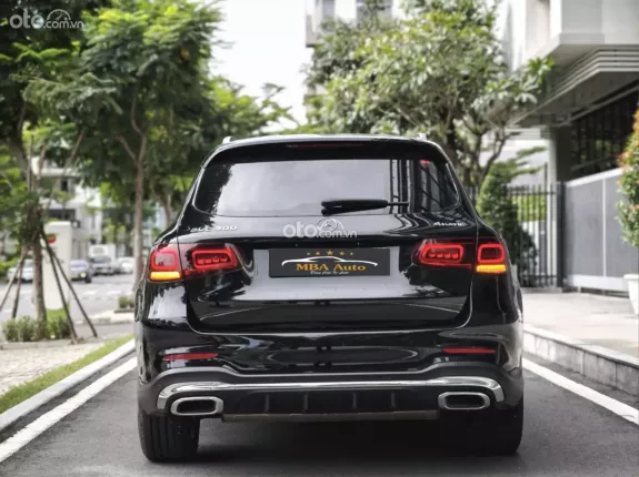Mercedes-Benz GLC 300 4Matic V1 2022 - Bản V1