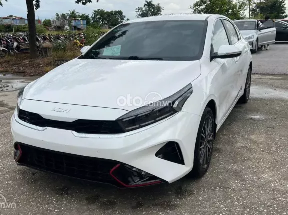 Kia K3 1.6 Premium 2022 - Mẫu xe hạng C đầm chắc, giá tốt sang tên ngay
