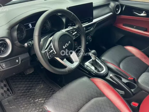 Kia K3 1.6 Premium 2022 - Mẫu xe hạng C đầm chắc, giá tốt sang tên ngay