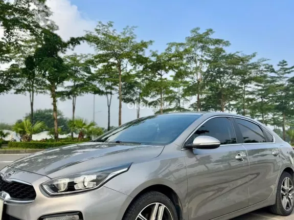 Kia Cerato 1.6 AT Luxury 2021 - Form dáng thể thao, nội thất cao cấp