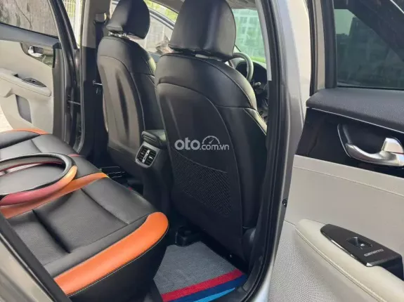 Kia Cerato 1.6 AT Luxury 2021 - Form dáng thể thao, nội thất cao cấp