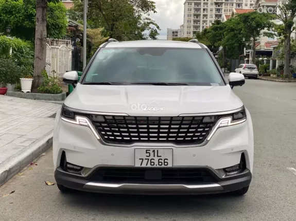 Kia Carnival 3.5G Signature 2022 - Chất xe như mới, bank 70%