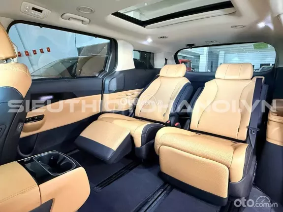 Kia Carnival 3.5G Signature 2021 - Xe zin nguyên bản theo hãng