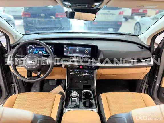Kia Carnival 3.5G Signature 2021 - Xe zin nguyên bản theo hãng