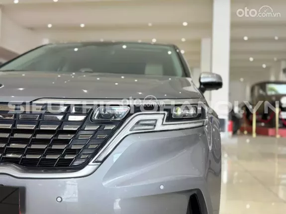 Kia Carnival 3.5G Signature 2021 - Xe zin nguyên bản theo hãng